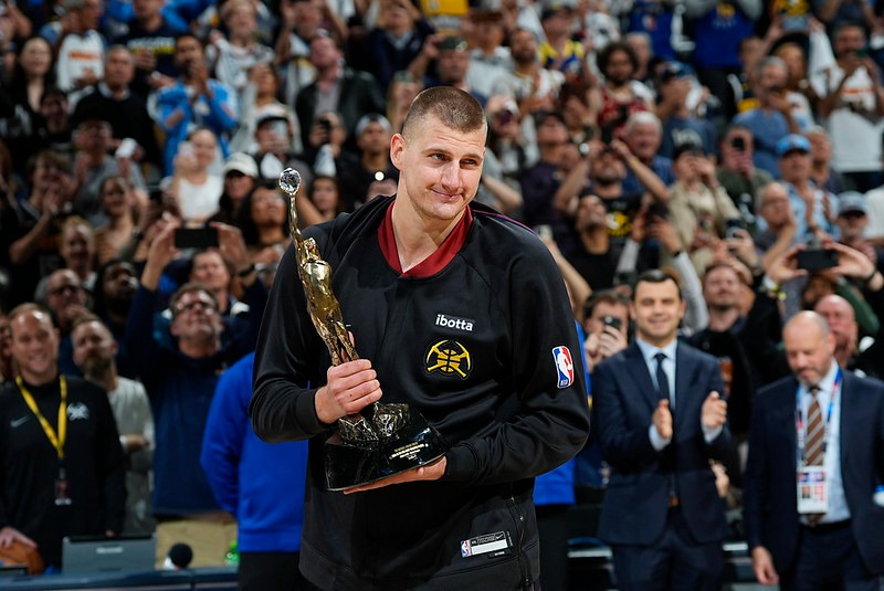 Jokic Shatters NBA Records Again! Scores 40 Points, Records 13 Assists, 0 Turnovers – Second in NBA History